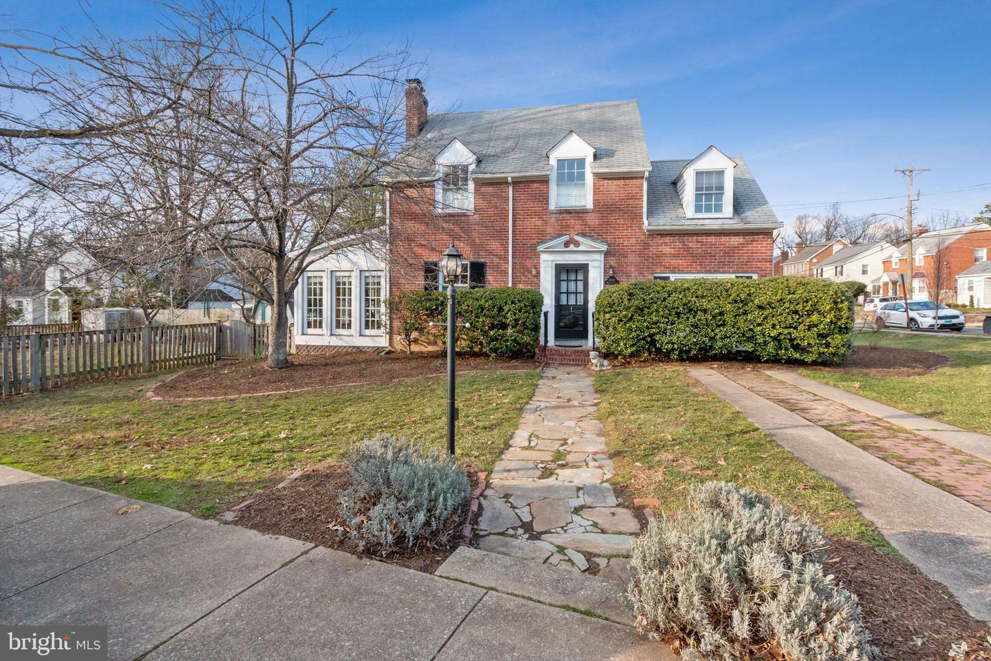 Property Photo:  1001 Virginia Avenue  VA 22302 