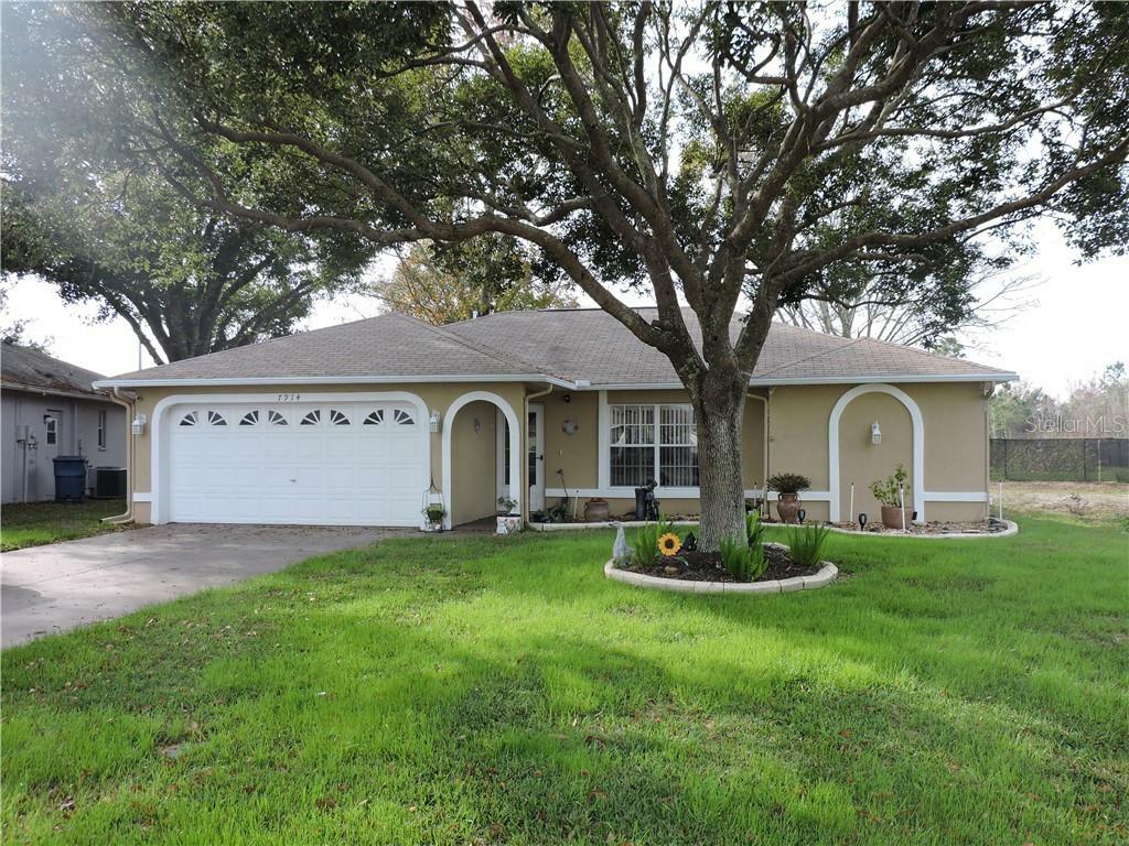 Property Photo:  7914 Sancho Court  FL 34653 