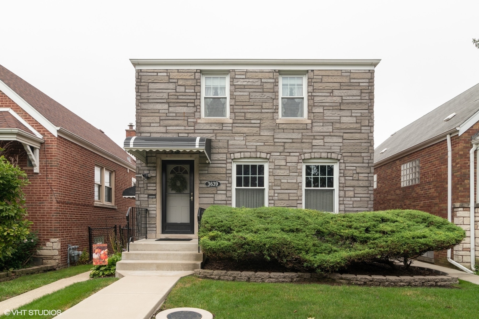 Property Photo: 3639 S 56th Court IL 60804