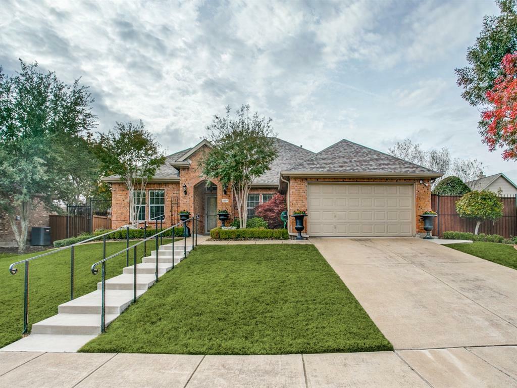 Property Photo:  1507 Lynn Drive  TX 75098 