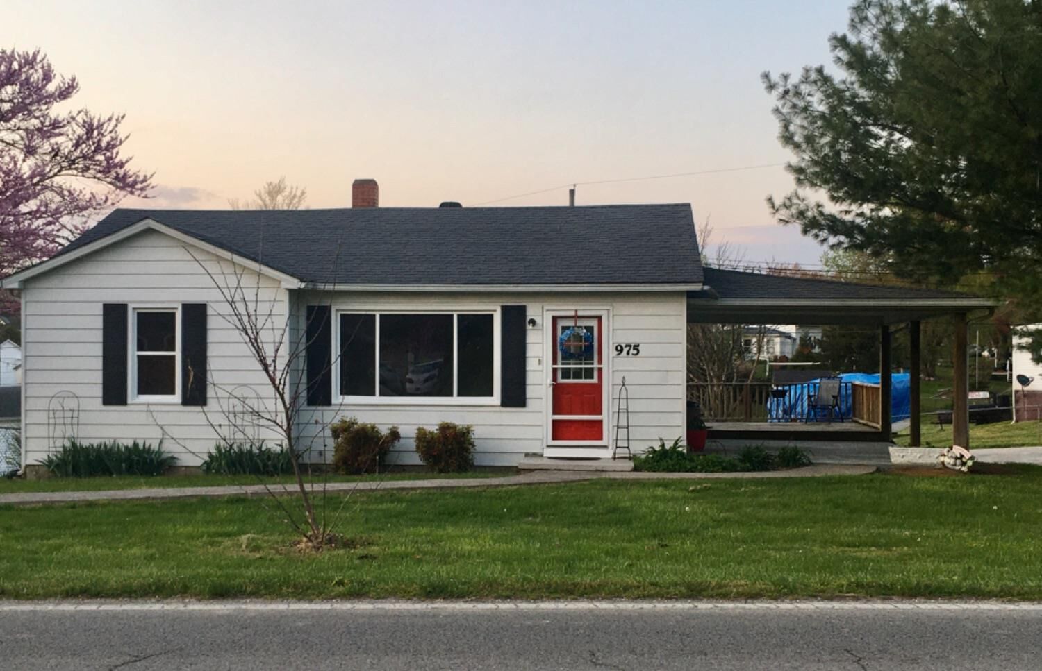 Property Photo:  975 Big Hill Road  KY 40403 