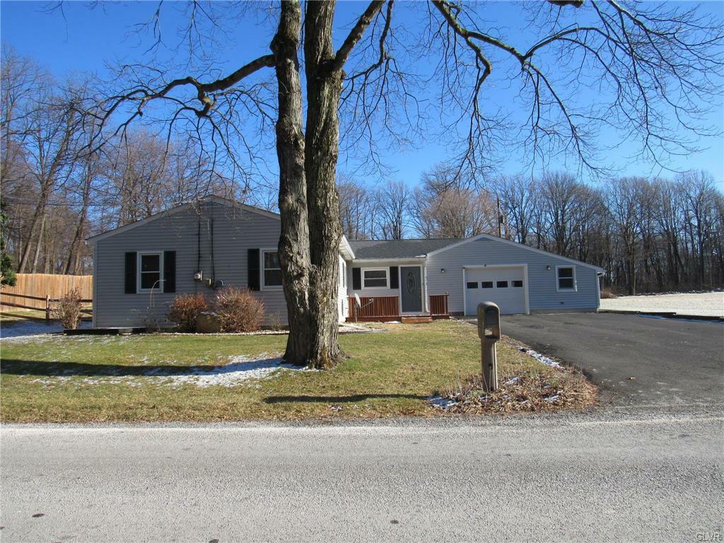 Property Photo:  7718 Sweetwood Drive  PA 18062 