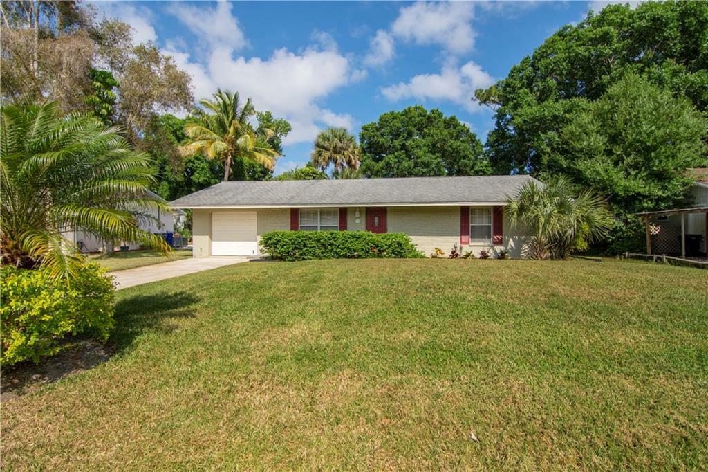 Property Photo:  276 21st Avenue  FL 32962 