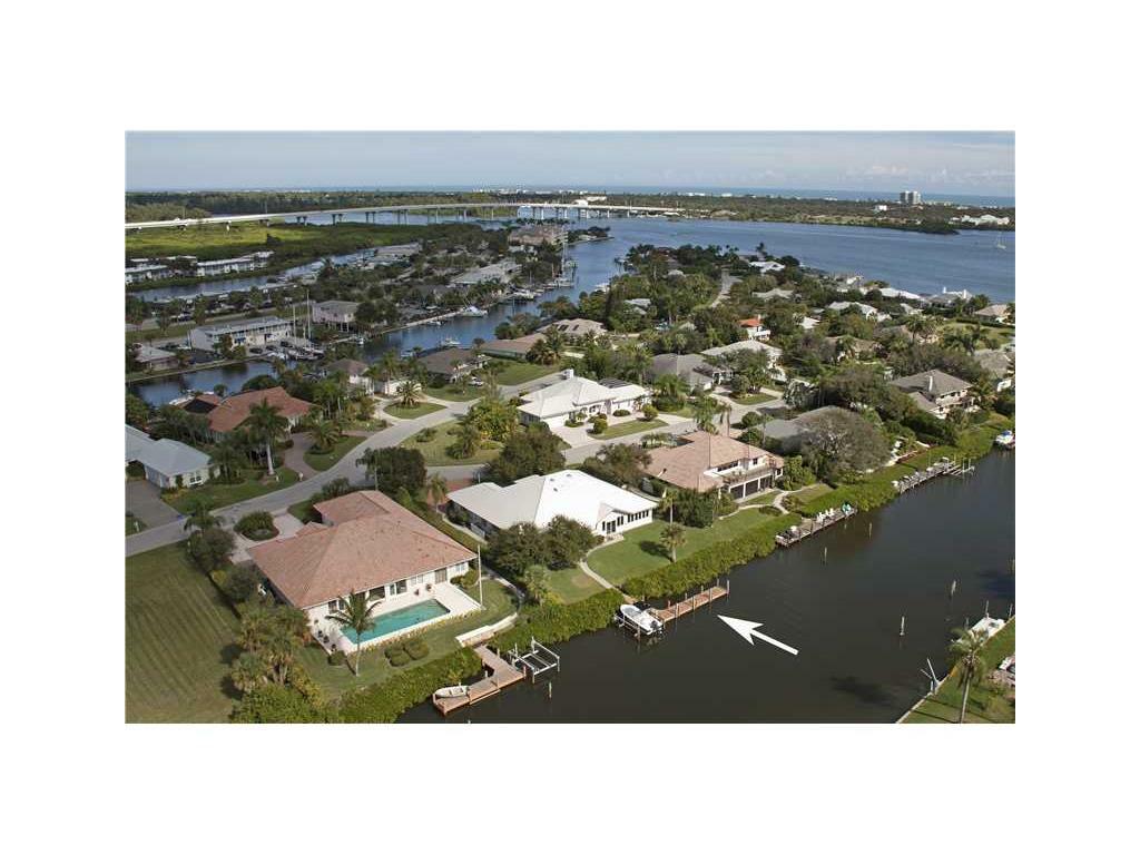 Property Photo: 185 McKee Lane FL 32960