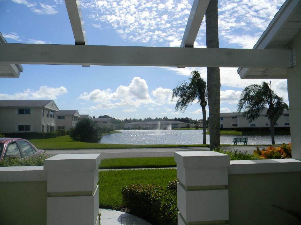 Property Photo:  642 Lake Orchid Circle  FL 32962 