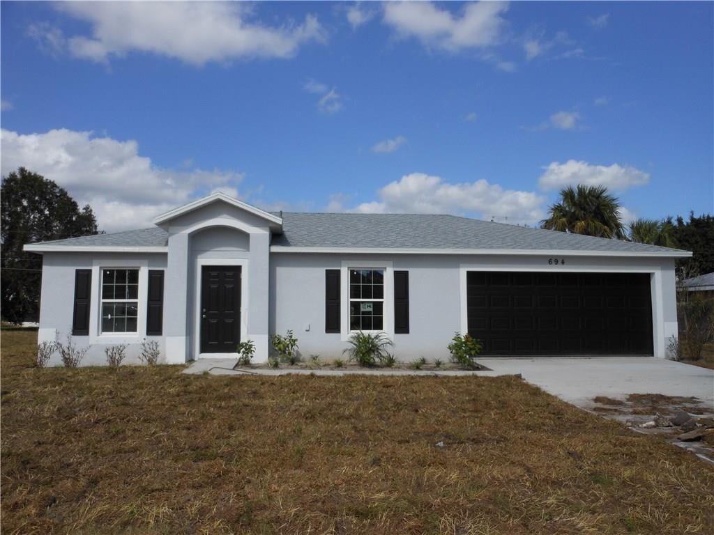 Property Photo:  694 23rd Place SW  FL 32962 