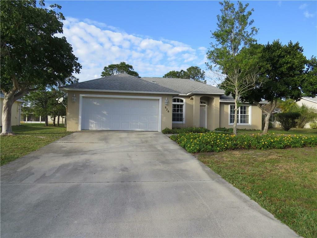 Property Photo:  926 18th Street SW  FL 32962 