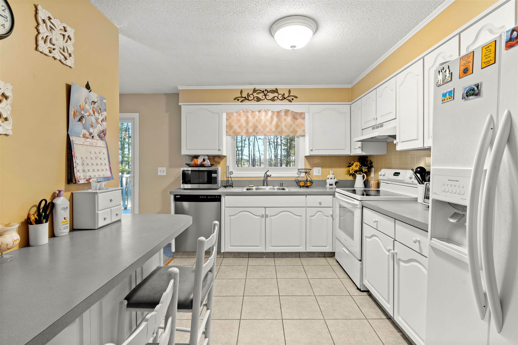 Property Photo: 7 Currier Drive NH 03053