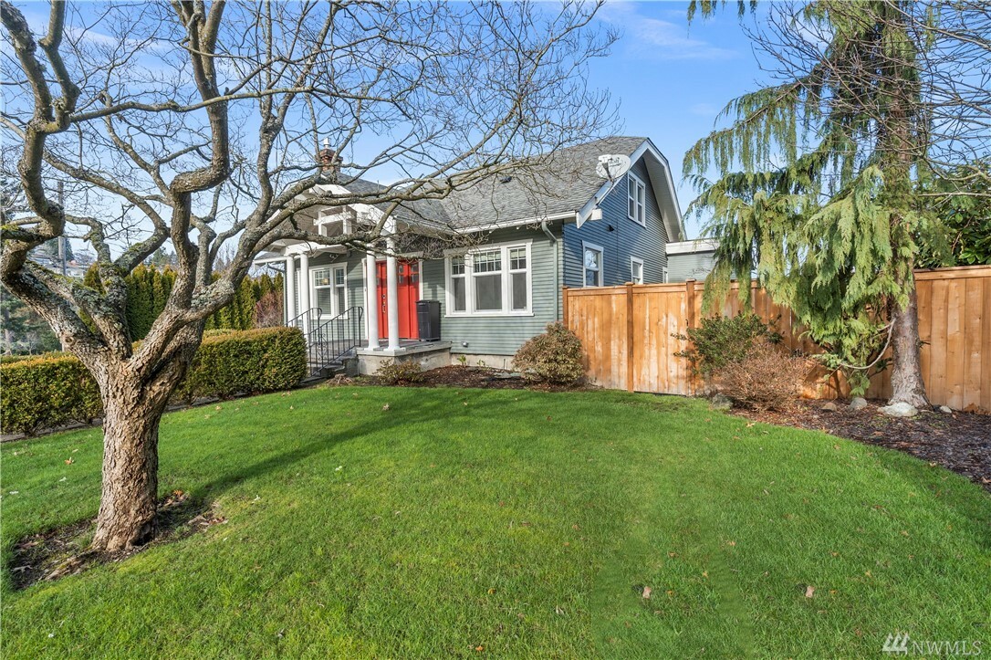 Property Photo:  1225 N Tacoma Ave  WA 98403 