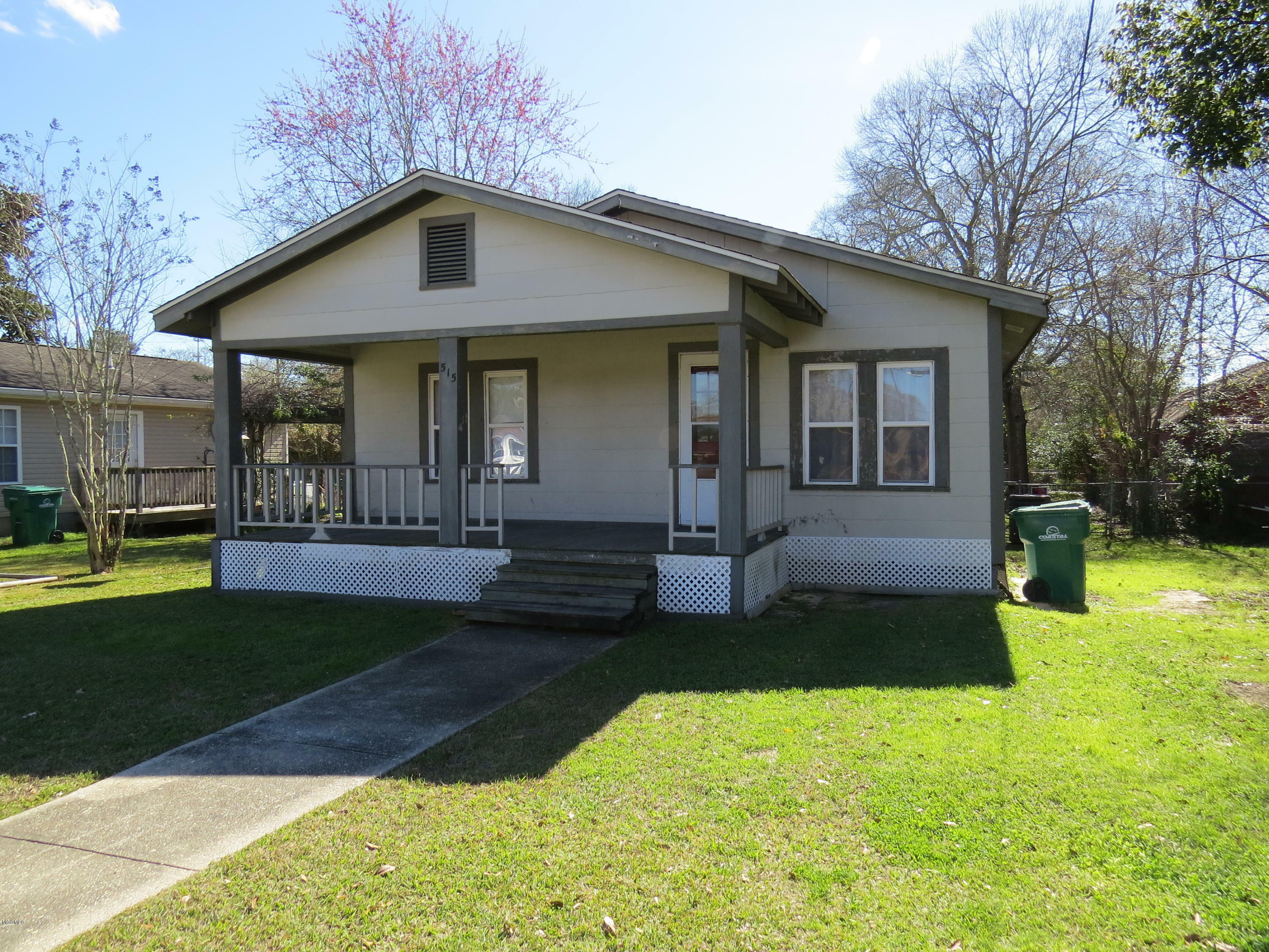 Property Photo: 515 Williams Avenue MS 39466
