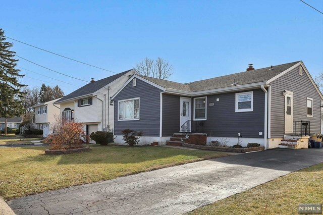 Property Photo:  15 Lorraine Drive  NJ 07012 