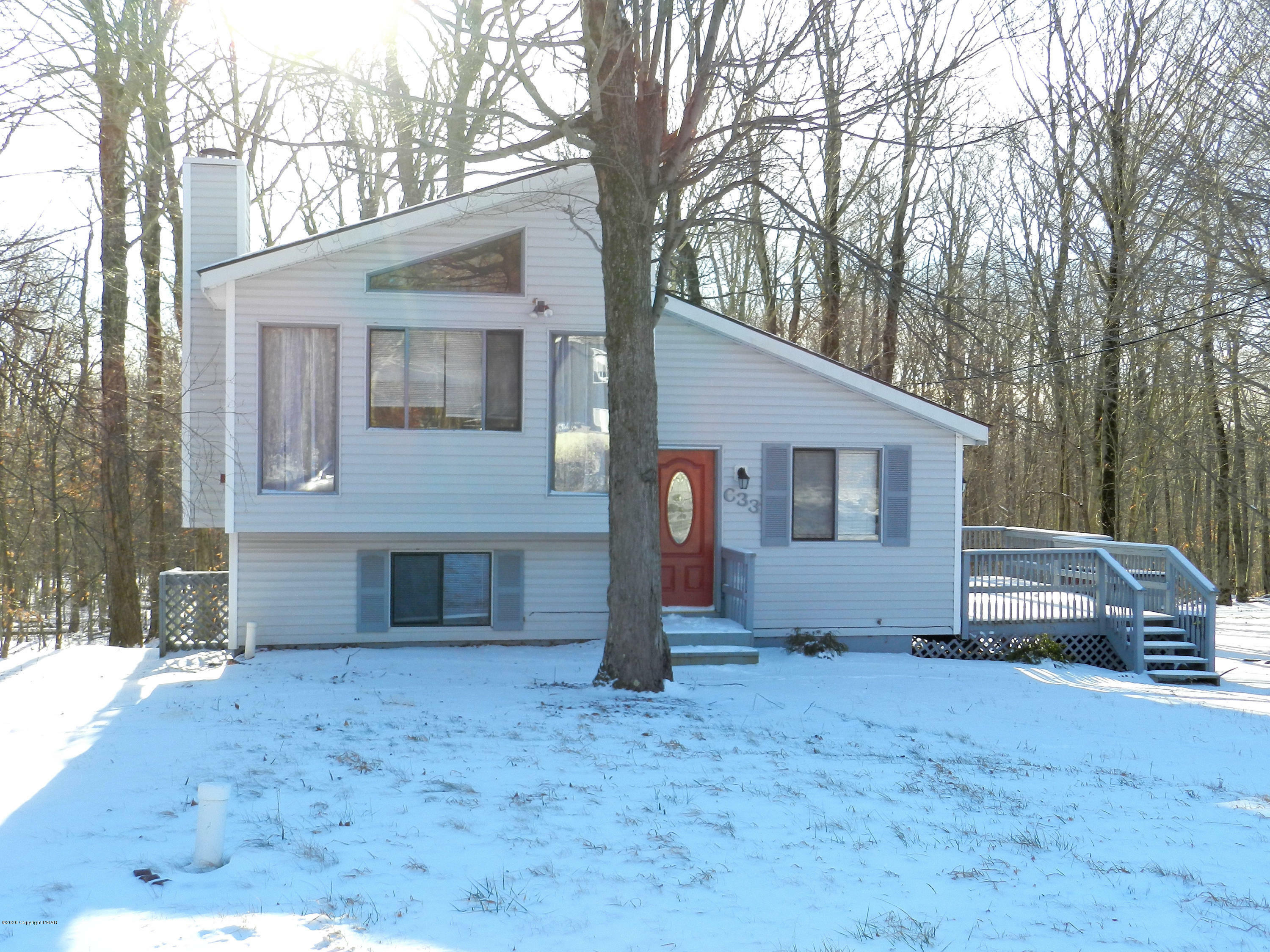 Property Photo:  3136 Carobeth Dr  PA 18466 