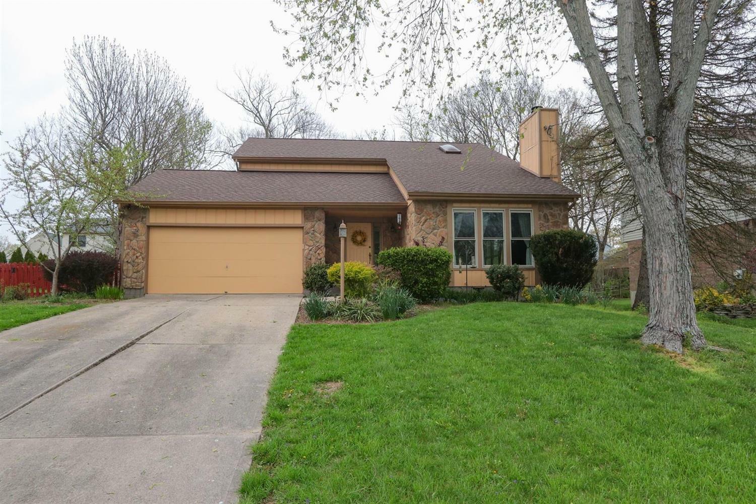 Property Photo: 8284 Woodruff Rd OH 45255