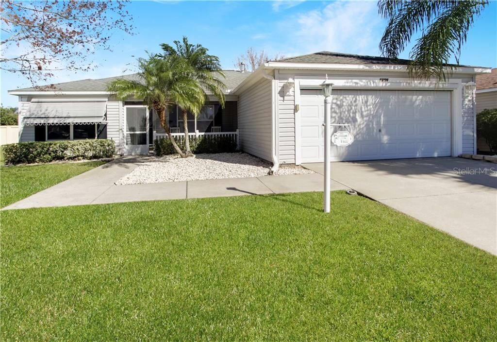 Property Photo:  1106 Golden Grove Drive  FL 32162 