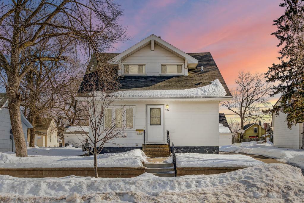 Property Photo:  422 23rd Avenue N  MN 56303 