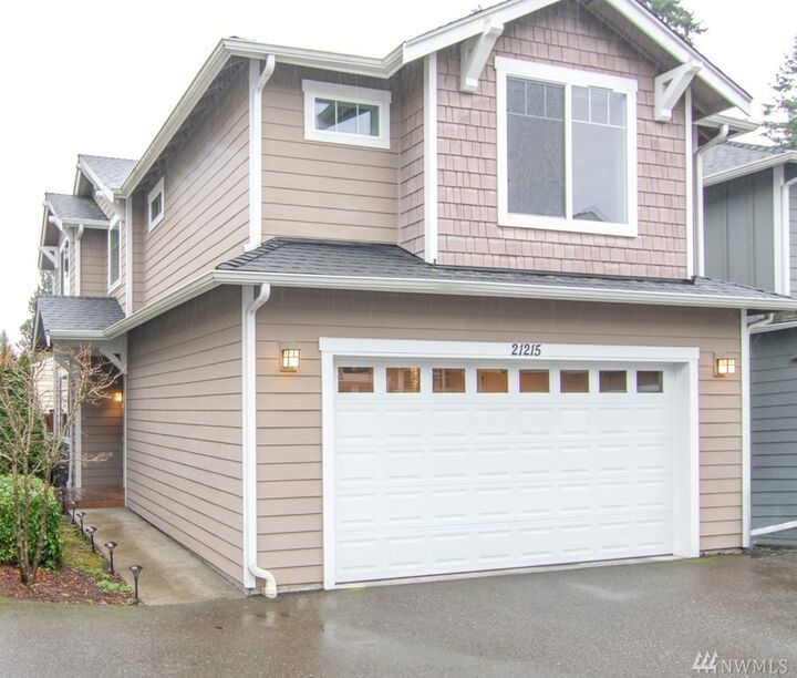 21215  82nd Place W  Edmonds WA 98026 photo