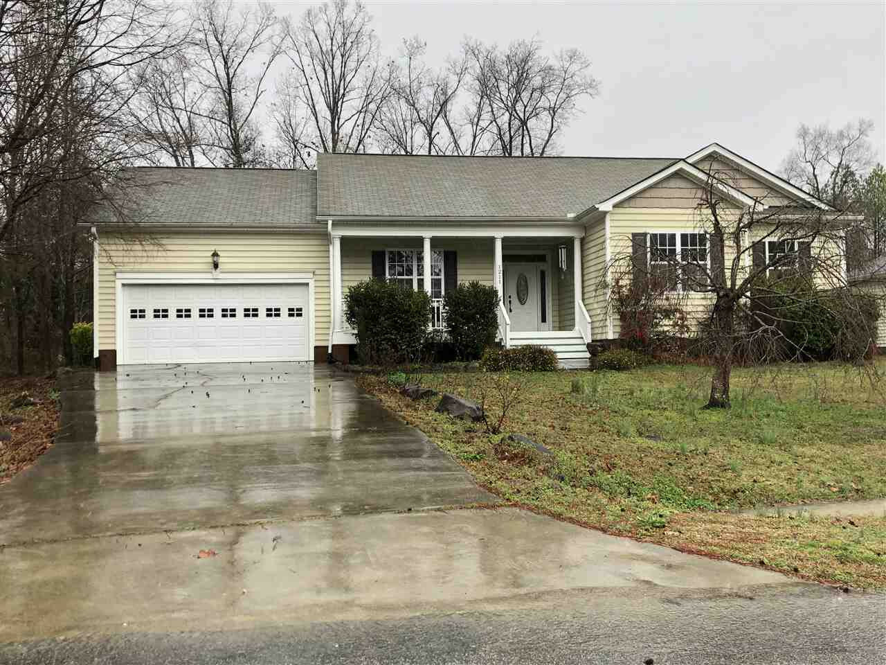 Property Photo:  1211 E Middleton Drive  NC 27522 