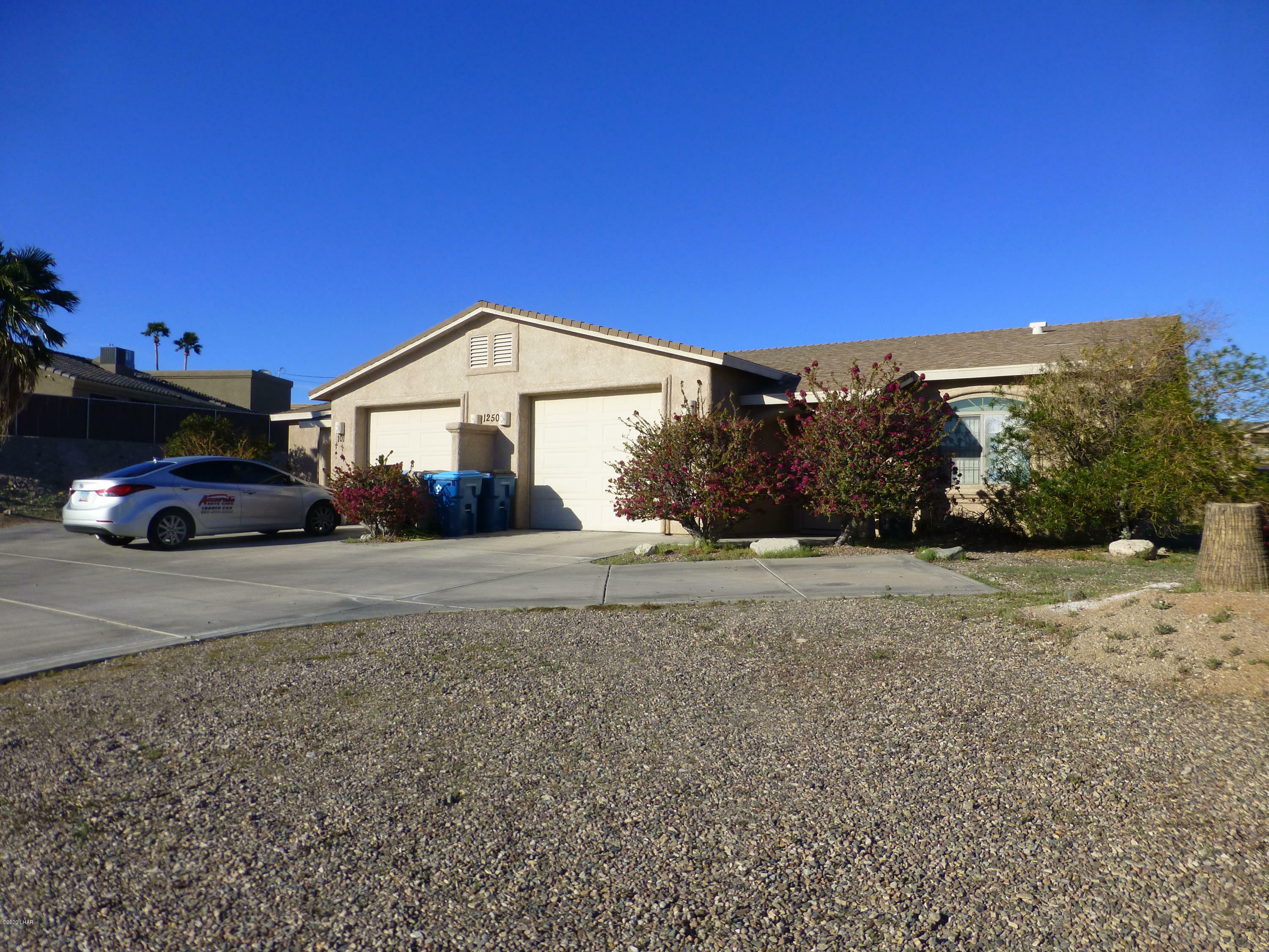 Property Photo:  1250 Tanqueray Dr  AZ 86404 