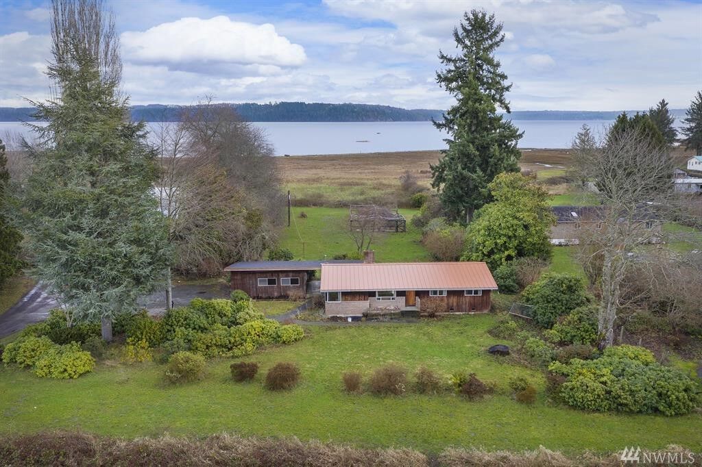 3 bed Brinnon home for sale 306363 Highway 101, Brinnon, WA 98320
