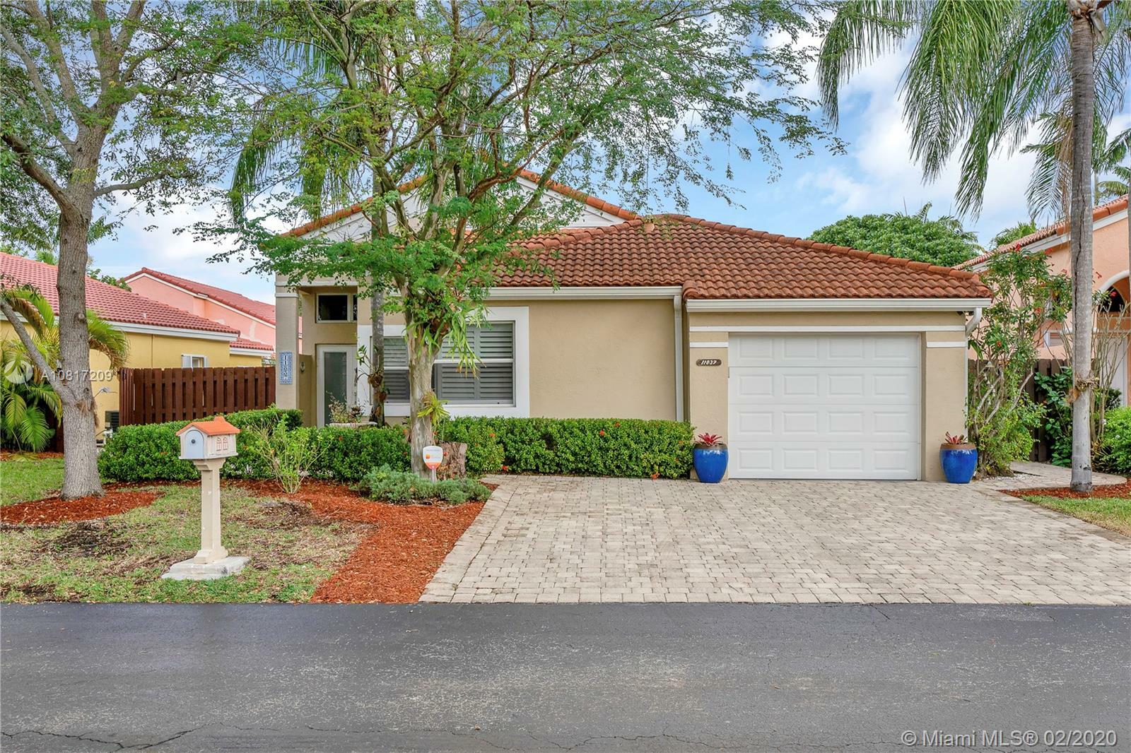Property Photo: 11837 SW 93rd Ter FL 33186