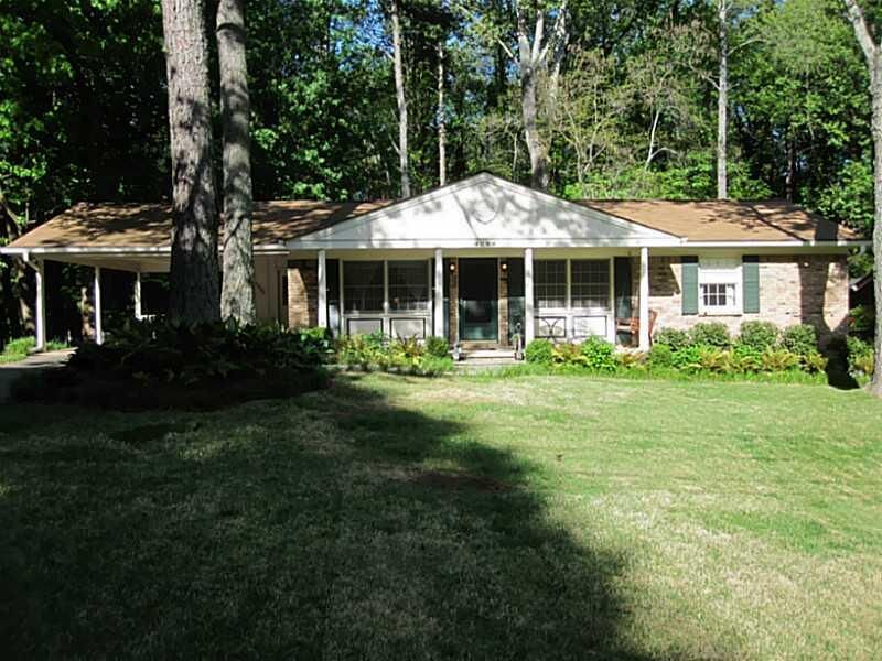 Property Photo:  4084 Commodore Drive   30341 
