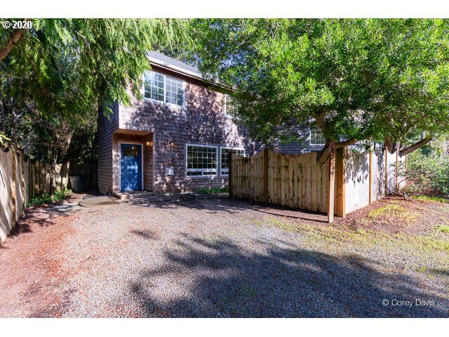 421 Ocean Ave  Manzanita OR 97130 photo