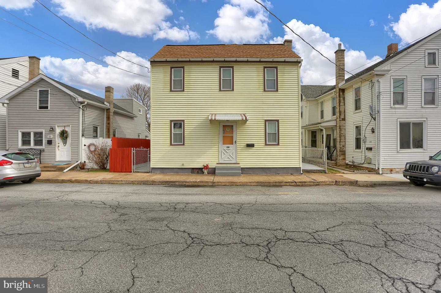 Property Photo:  118 N Frederick Street  PA 17055 