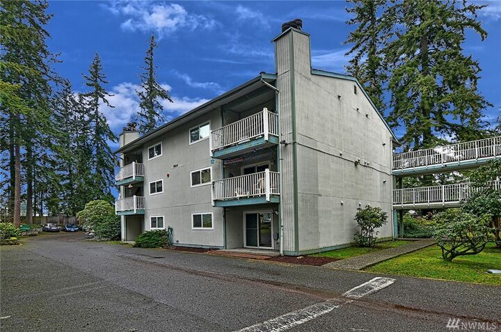 5824  200th Street SW A  Lynnwood WA 98036 photo