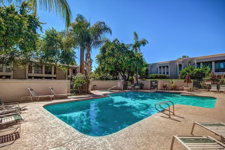 5215 N 24th Street 203  Phoenix AZ 85016 photo