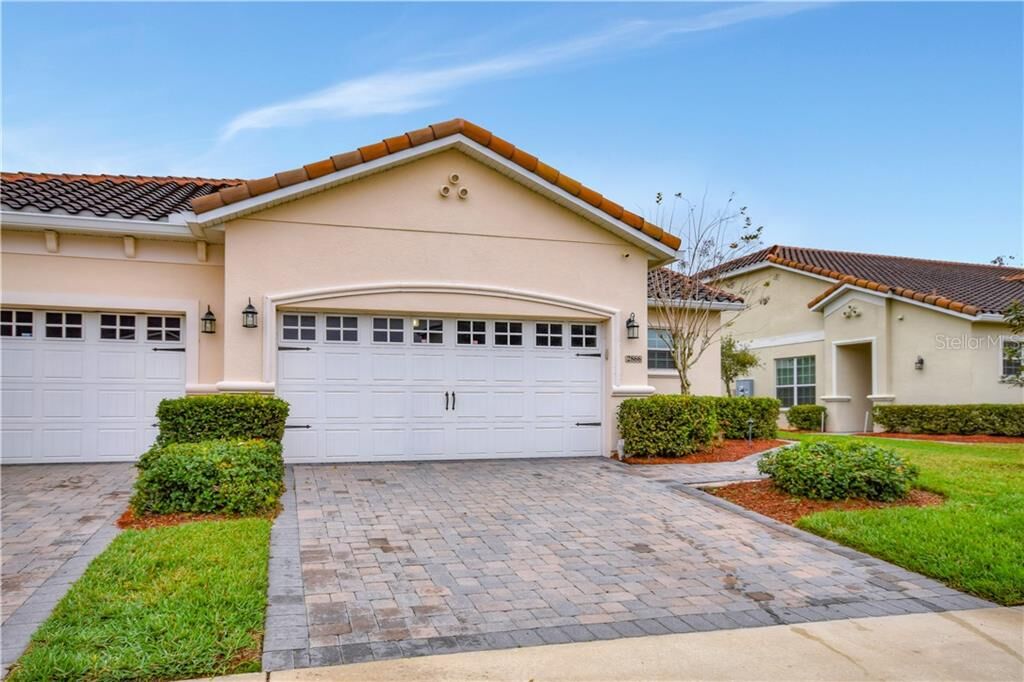 Property Photo:  2866 Eastham Lane  FL 34741 