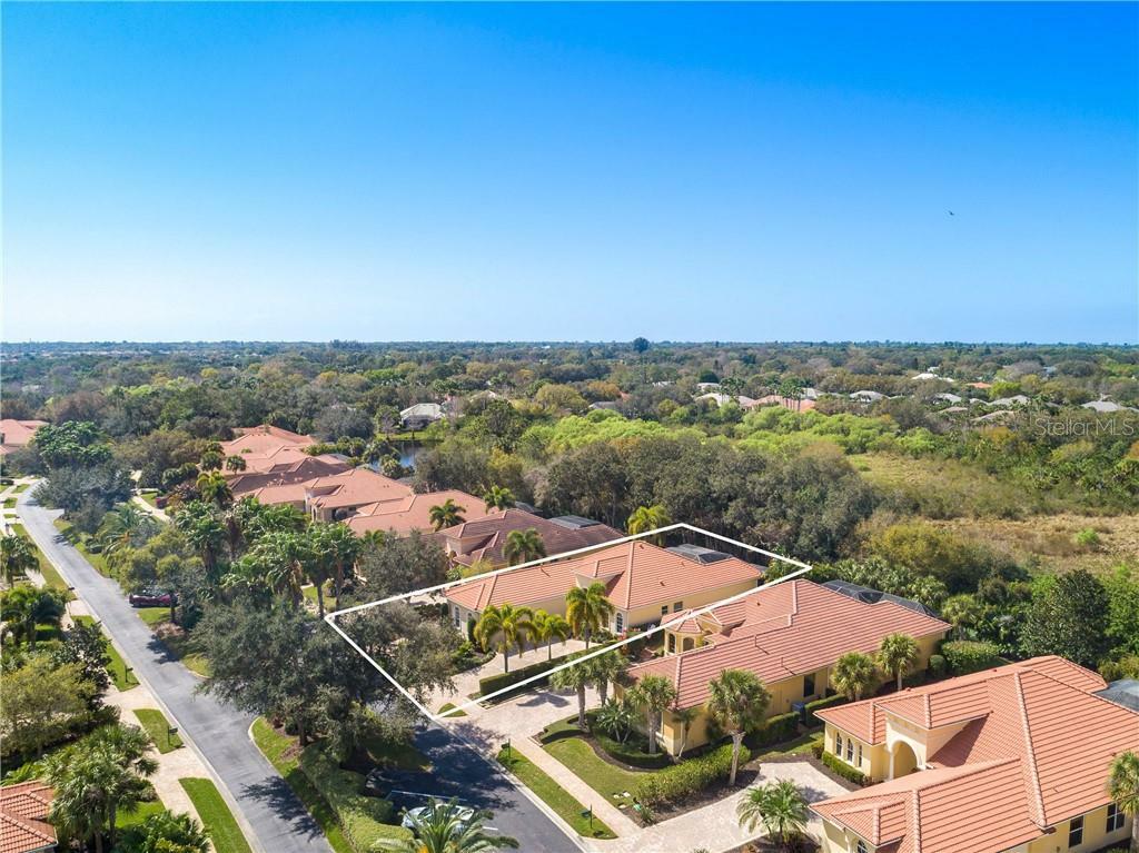 Property Photo:  1751 Grande Park Drive  FL 34223 