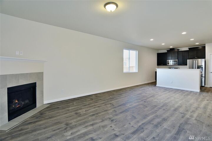 Property Photo: 3215 N 30th St WA 98273