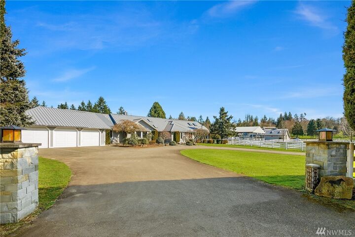 Property Photo: 28439 SE 204th Street WA 98038