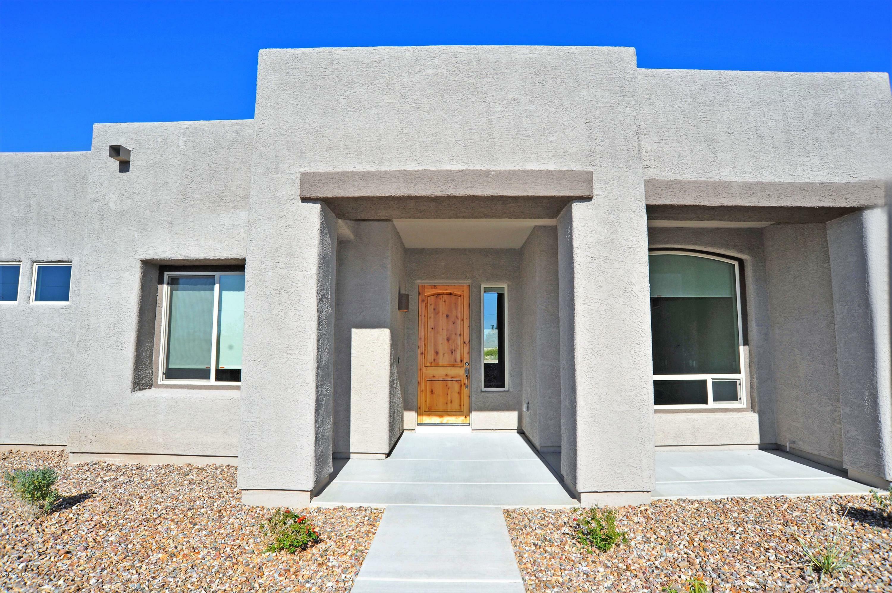 Property Photo: 14530 E Roadrunner Fast Place AZ 85641