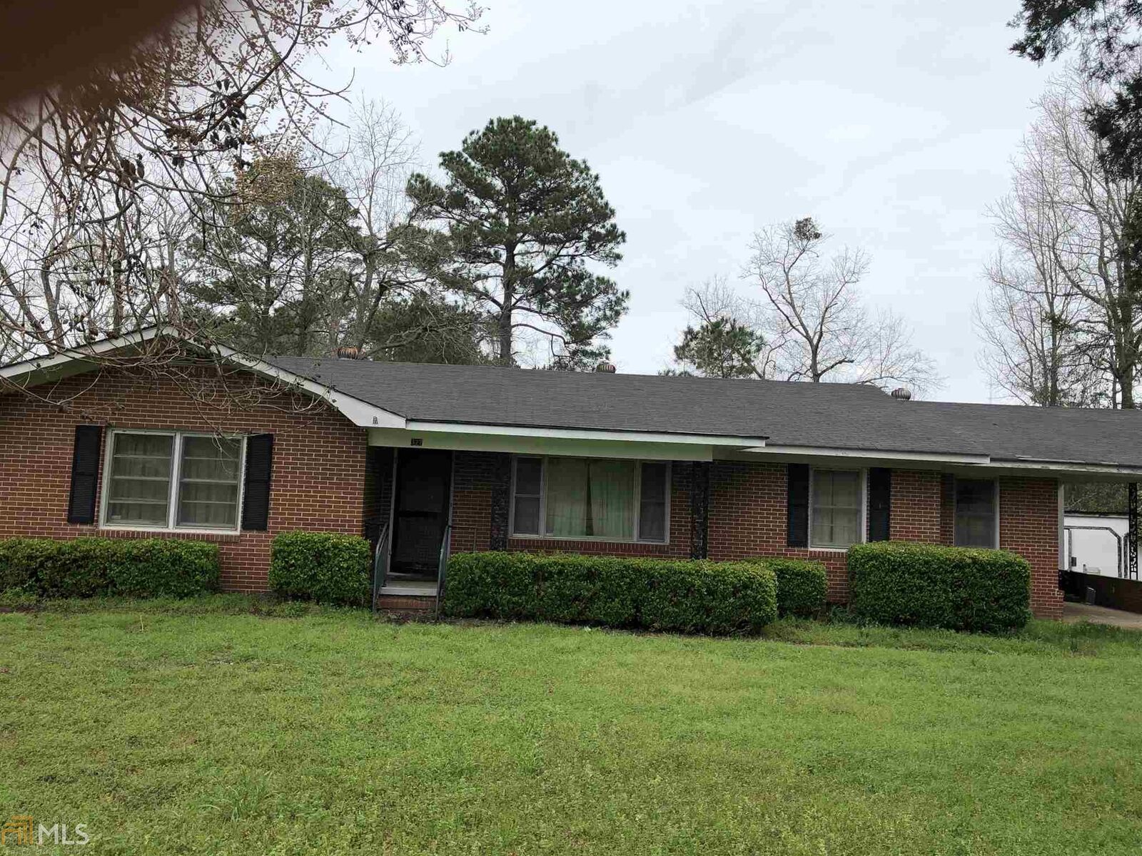 Property Photo:  327 Ann St  GA 31021 