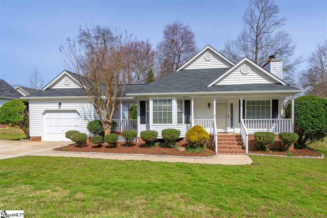 Property Photo:  409 Dunwoody Drive  SC 29681 