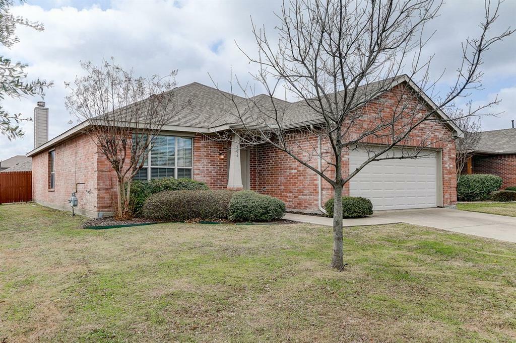 Property Photo:  506 Teal  TX 75454 