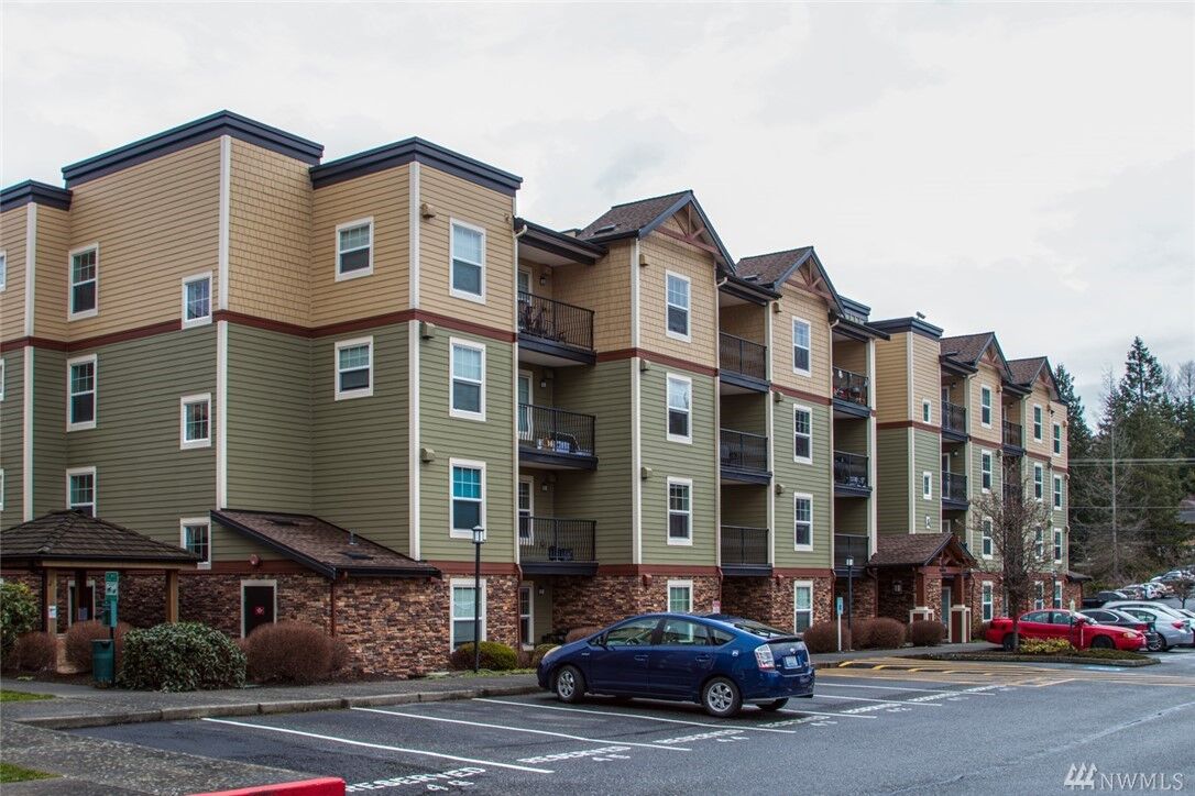 Property Photo:  700  32nd Street A308  WA 98225 