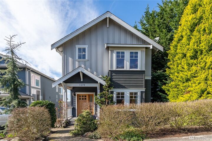 1319  30th Avenue S  Seattle WA 98144 photo