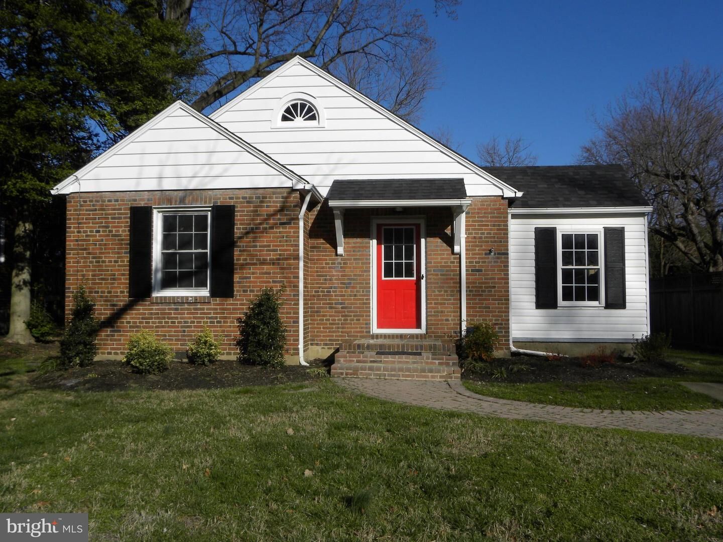 Property Photo:  607 Ramsey Street  VA 22301 