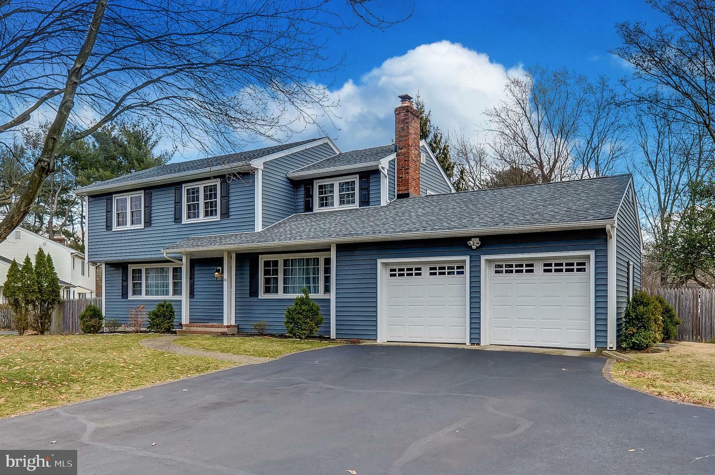 Property Photo:  16 Berkshire Drive  NJ 08550 