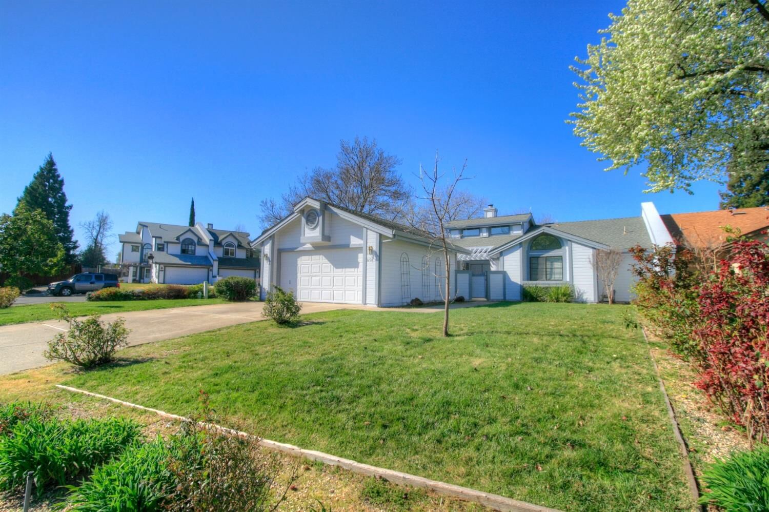 Property Photo: 1103 Bridle Court CA 95603