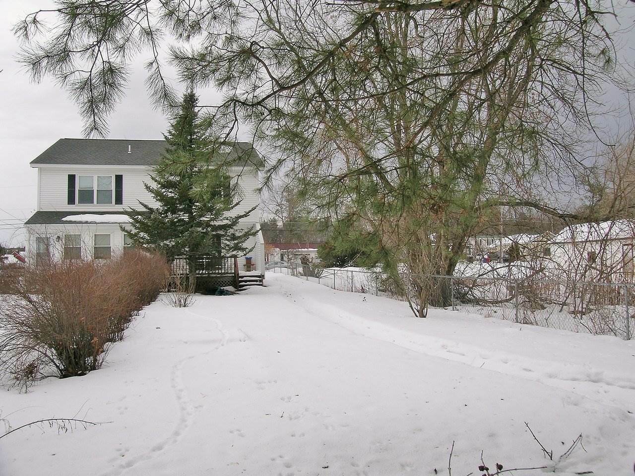 Property Photo:  17B Pinecrest Drive  VT 05452 