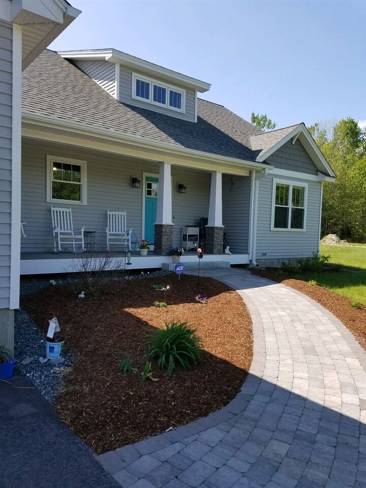 Property Photo: 6 Calebs Way NH 03046