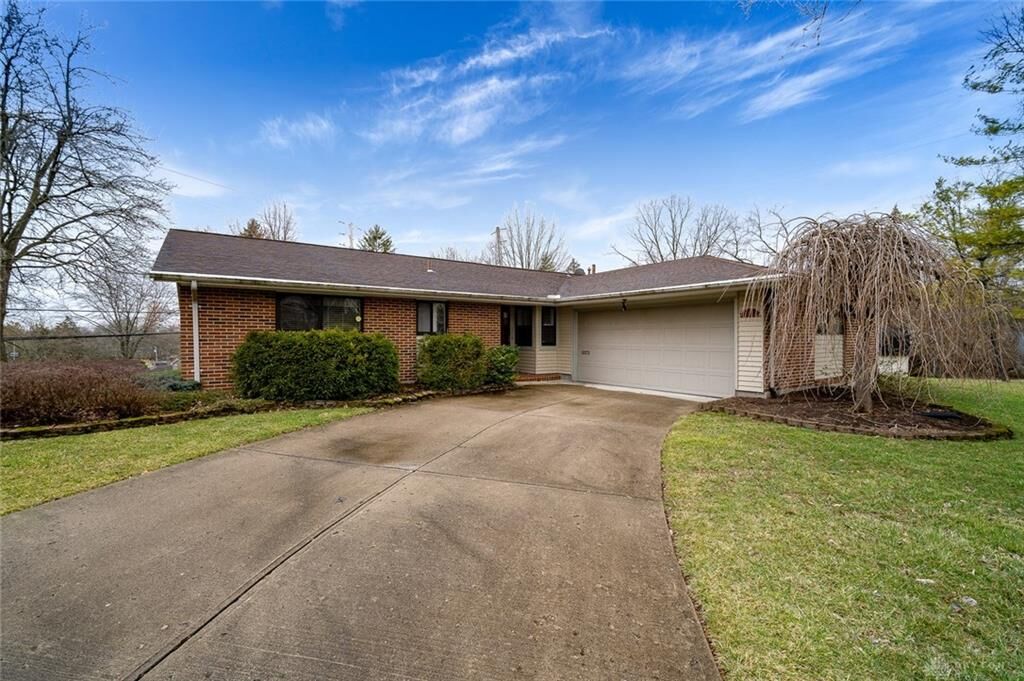 Property Photo:  764 Eagledale Circle  OH 45429 