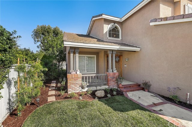 Property Photo:  950 S Hanlon Way  CA 92808 