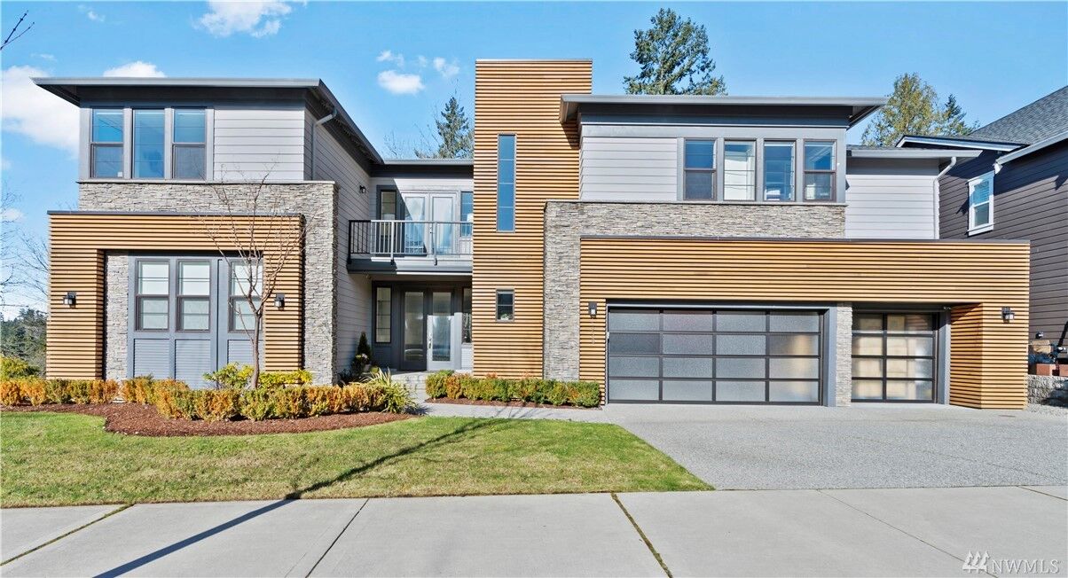 Property Photo: 15928 99th Place NE WA 98011