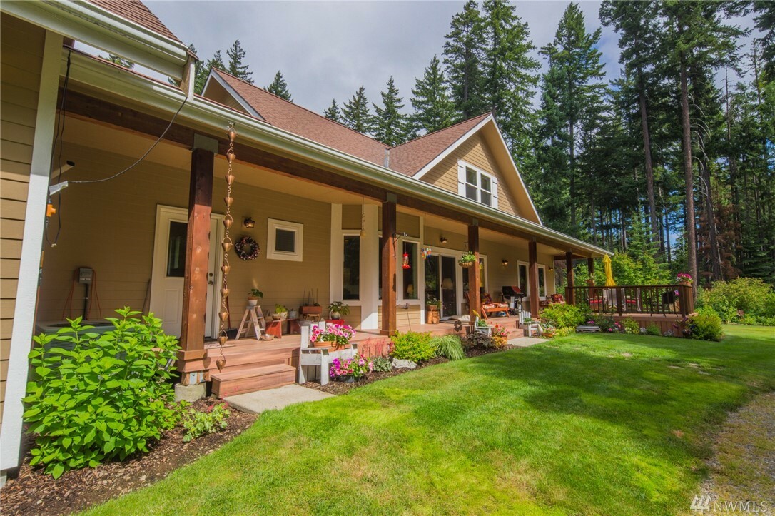 Property Photo:  350 Storie Lane  WA 98922 