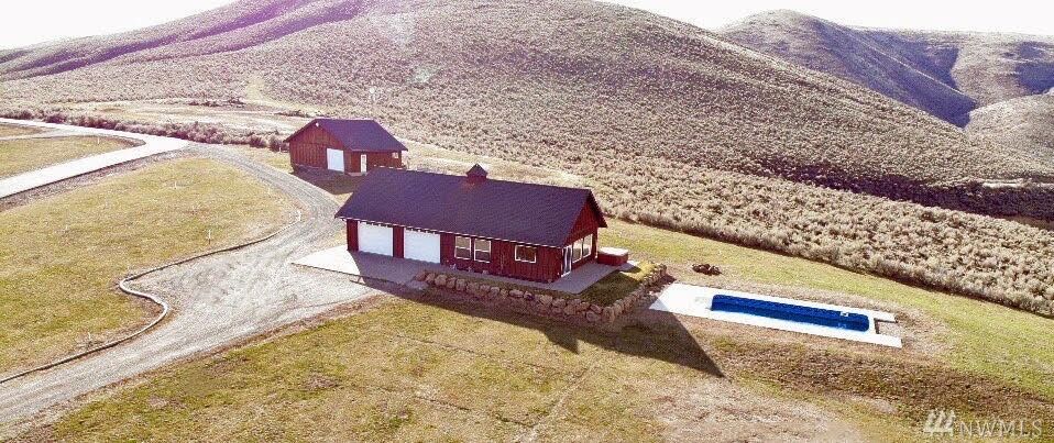 Property Photo:  2781  Tozer Road  WA 98926 