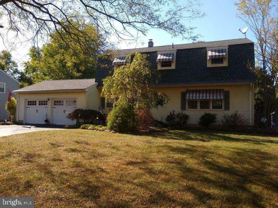 Property Photo:  46 Crestwood  NJ 08690 